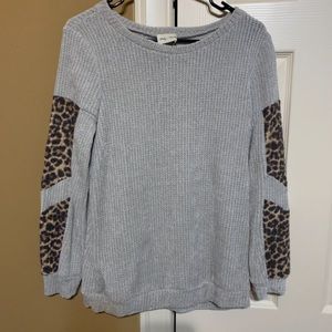 Boutique Brand cream and cheetah print waffle net sweater